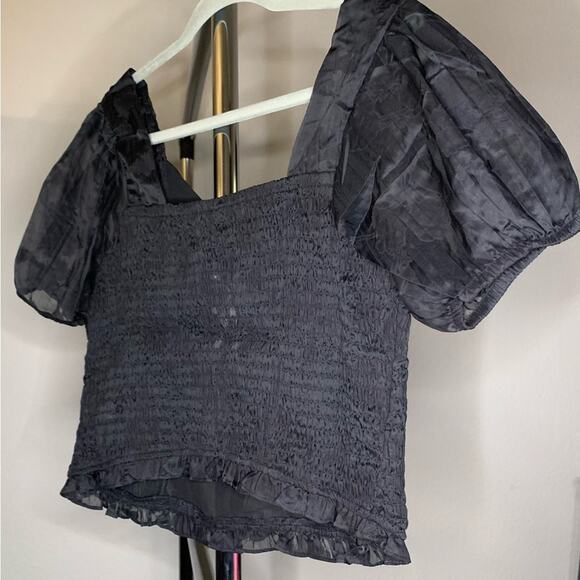TORRID Black Cotton Clip Floral Smocked Crop
Тор.  NWT! - Picture 6 of 8